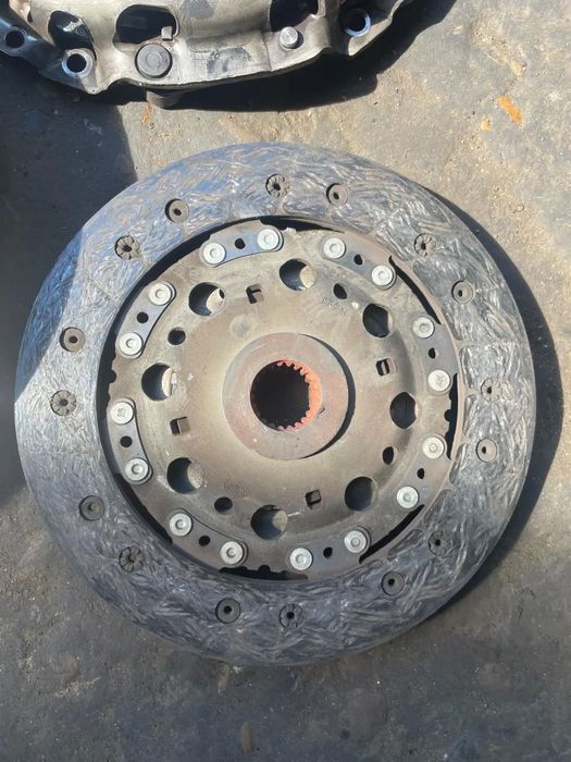 Kit ambreaj / placa disc volanta BMW Seria 1 F20 2.0 diesel euro 5