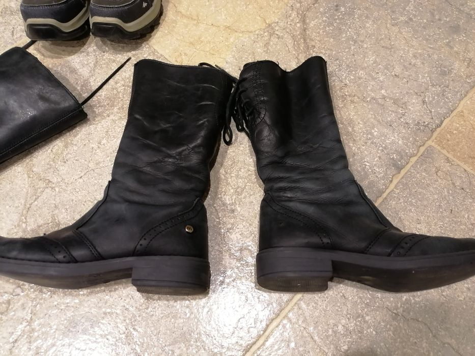Oferta!! Set 2 cizme si bocanci toate la 65lei    marime : 32 si 33