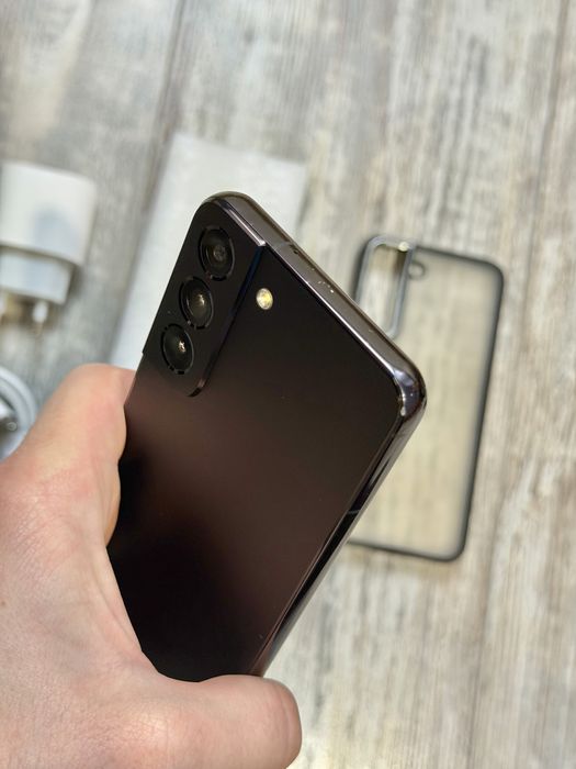 Samsung Galaxy S22 5G 128 GB Dual Sim Black Отличен