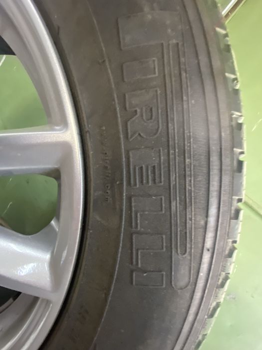 Land Rover Range Rover Sport 235/65/19 джанти с гуми
