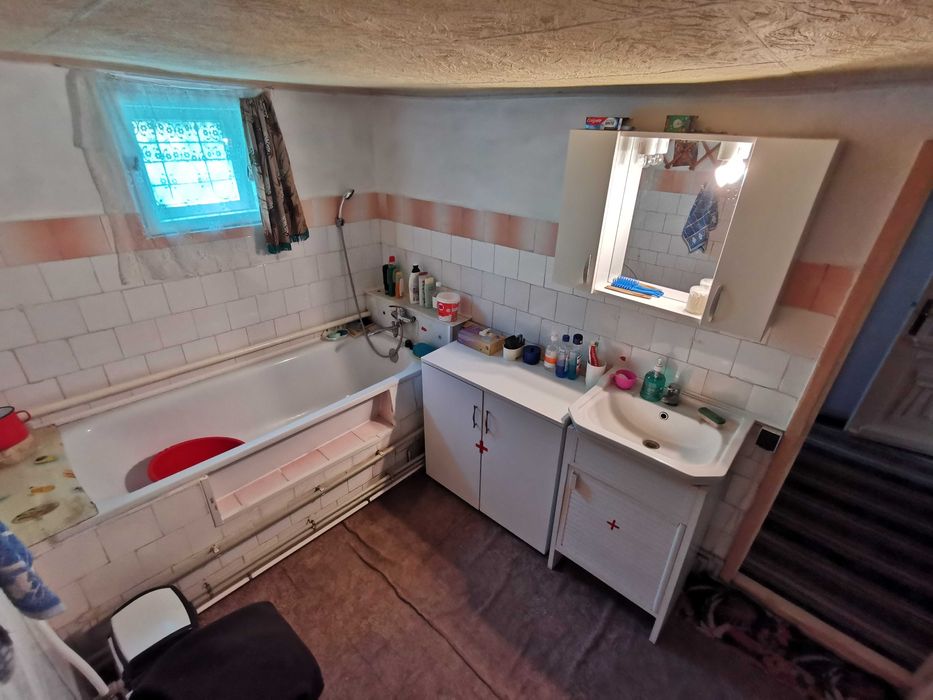 VAND casa  cu teren de aprox. 4400m in com, Vidra Ilfov