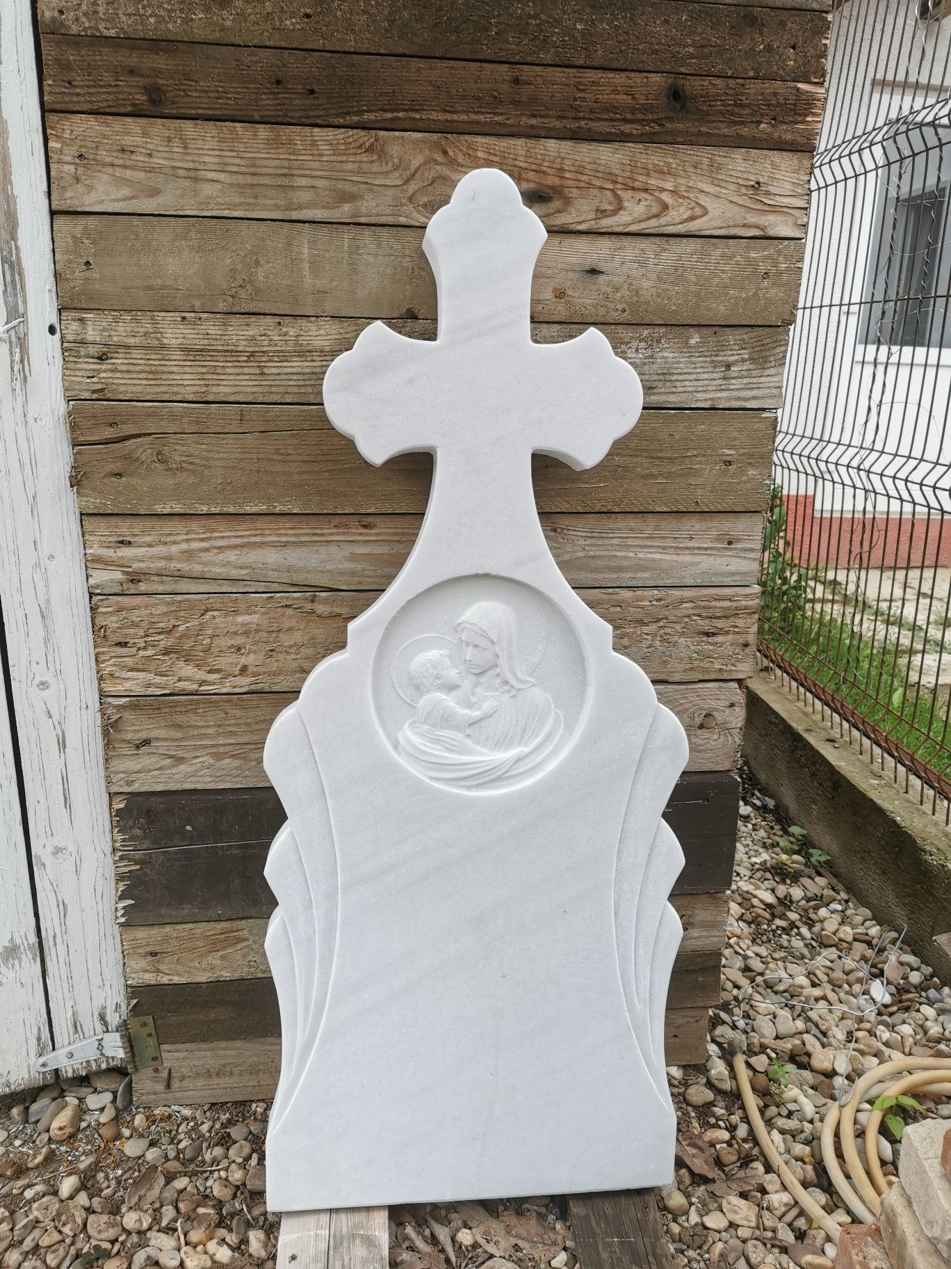 Monumente funerare Marmura!! Cruci marmura!