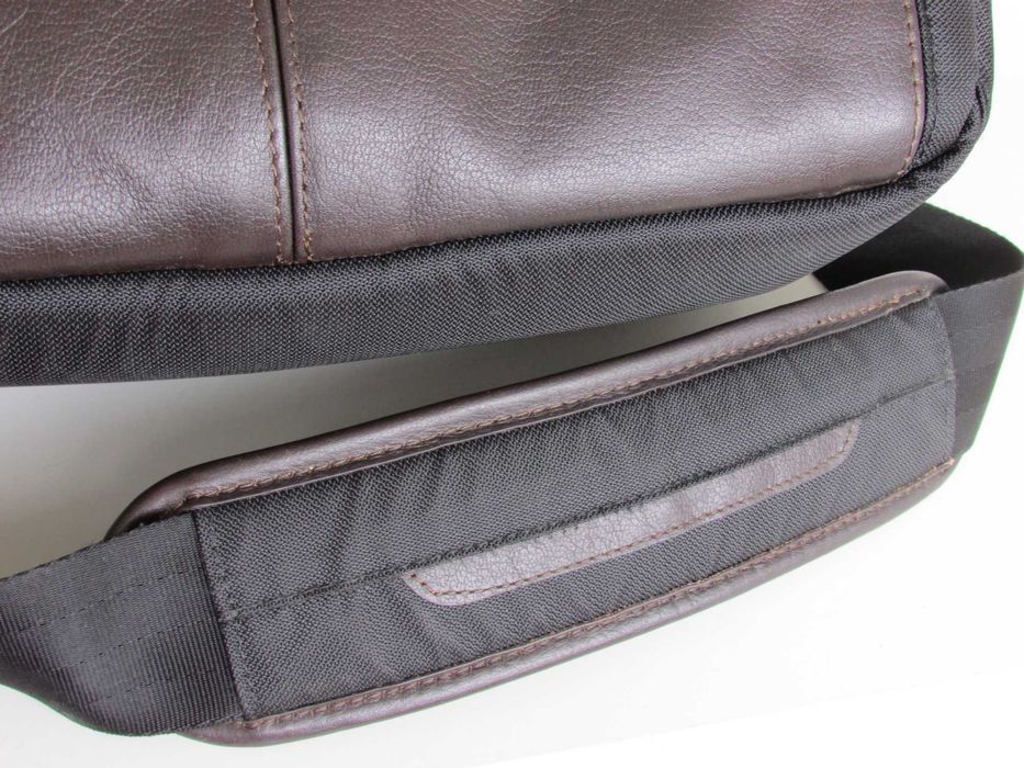 Чанта за фотоапарат Think Tank Lily Deanne Mezzo