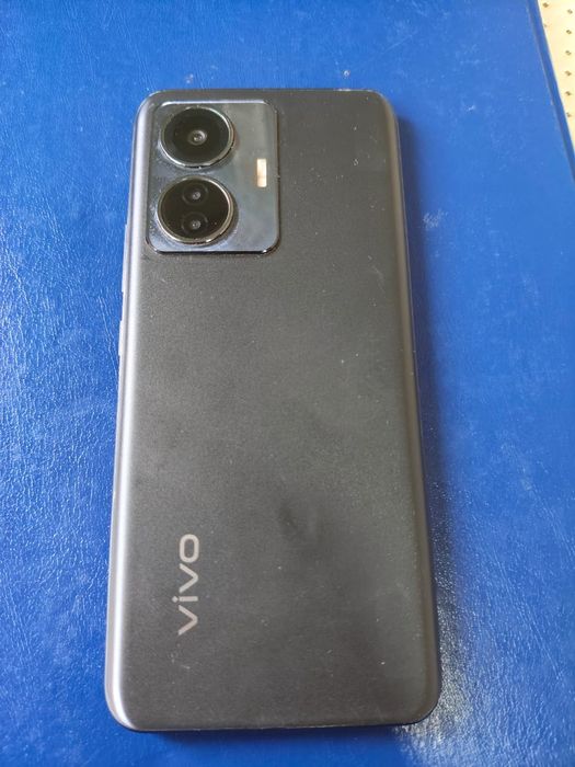 Продам Vivo Y55 нужно поменять дисплей