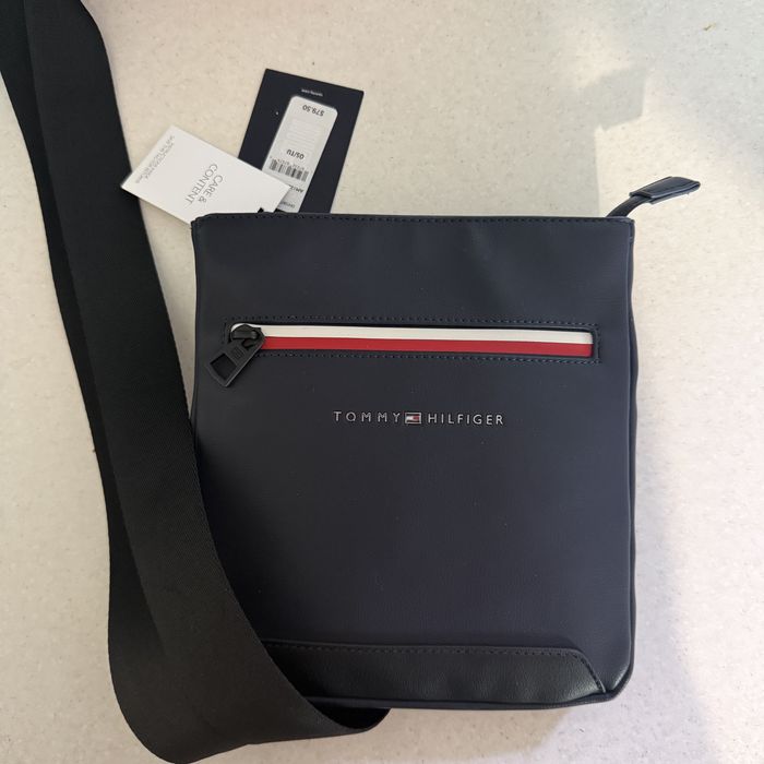 сумка-барсетка tommy hilfiger