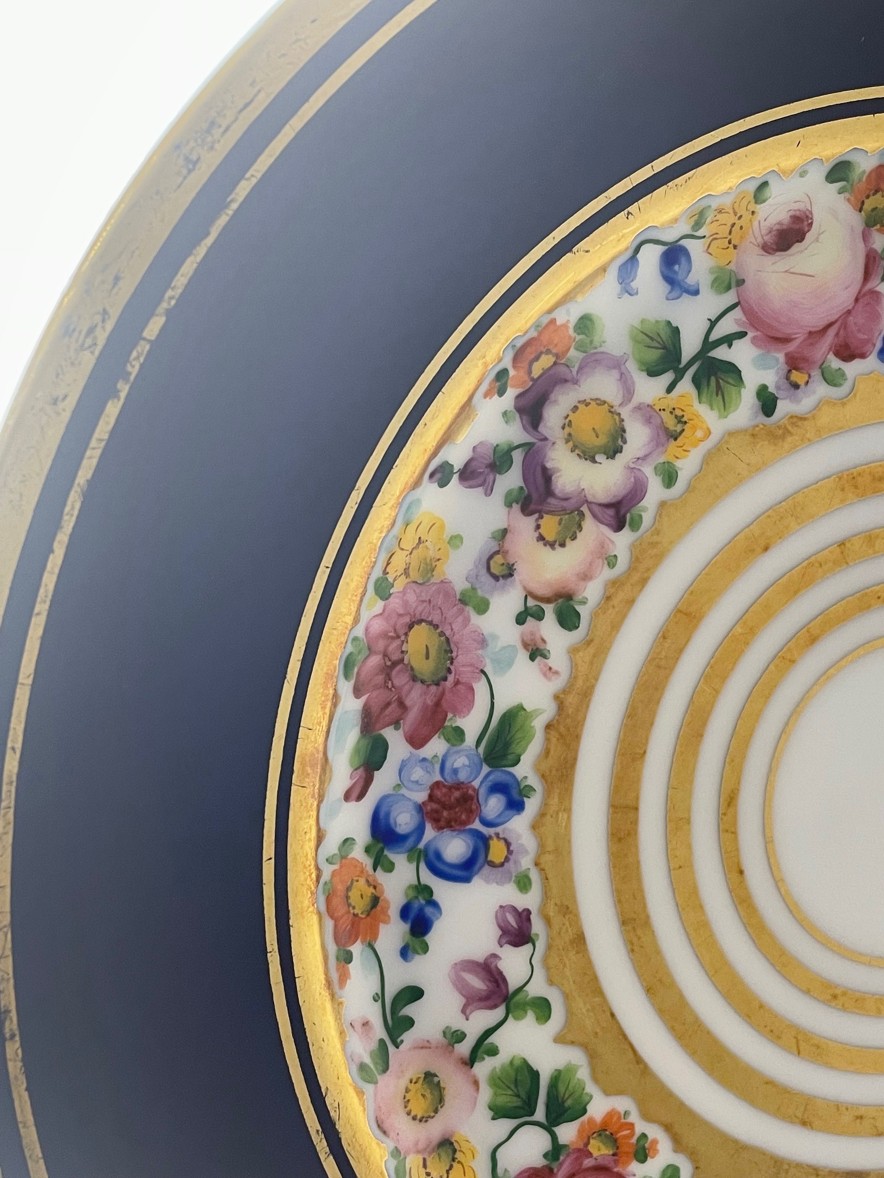 Порцеланова чиния ръчно рисувани цветя Bavaria