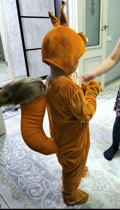 Продаётся костюм хирурга и зайчика