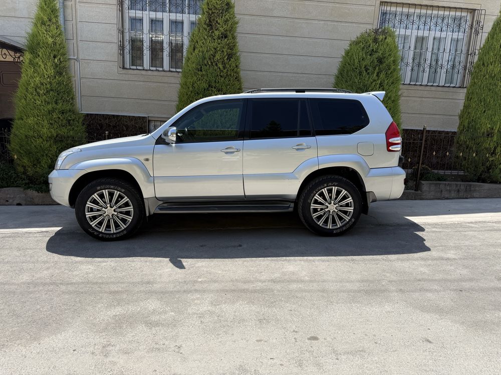 Toyota Prado 120