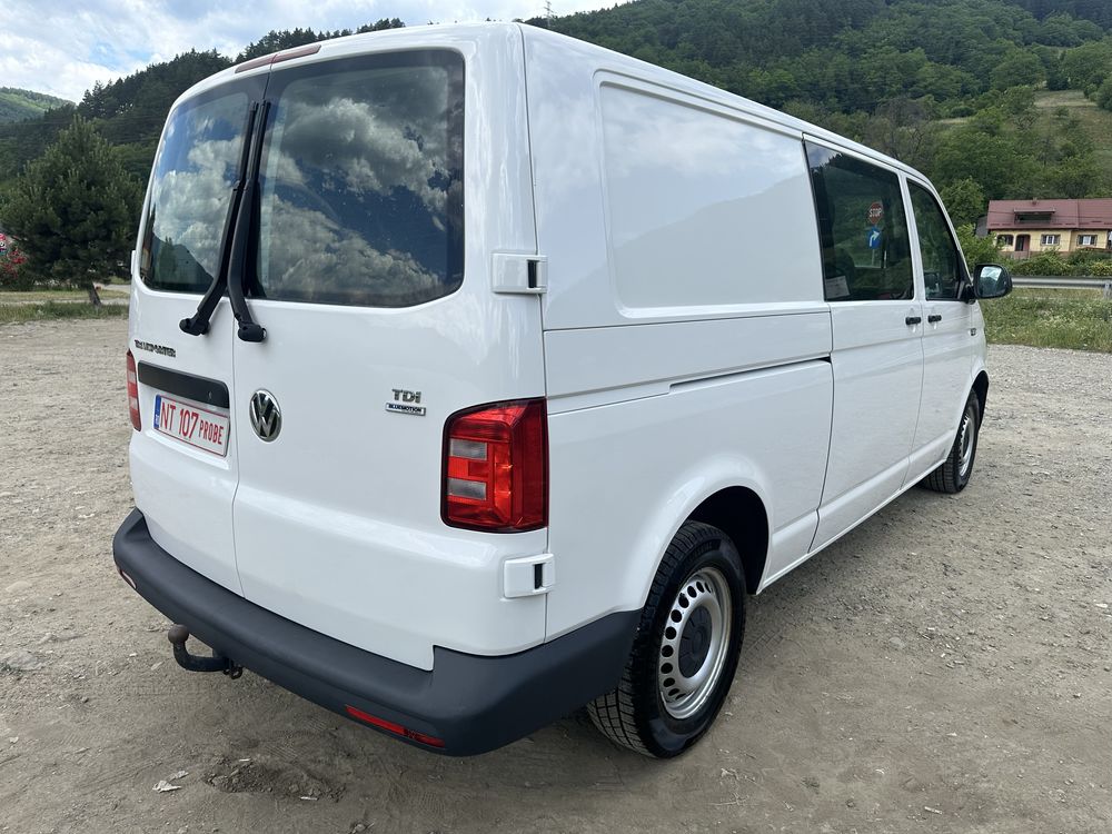 Vw transporter T6 maxi lung facelift cu 6 locuri
