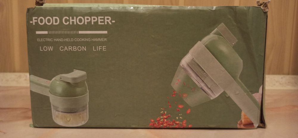 Roboti de bucatarie portabili cu acumulatorii