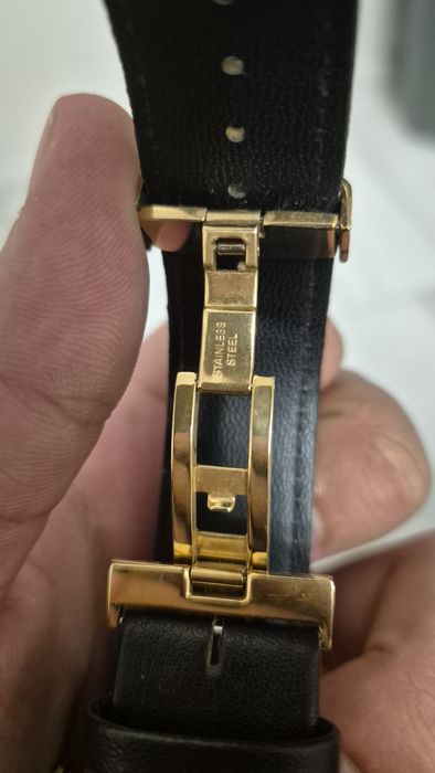 Продавам оригинален часовник Tissot prs 516