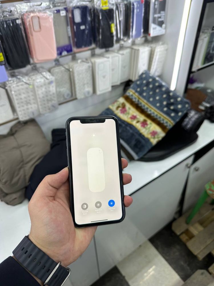 iPhone 11 64GB black ideal 10/10