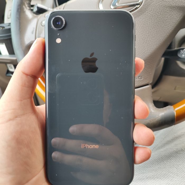 Iphone XR в хорошем состоянии