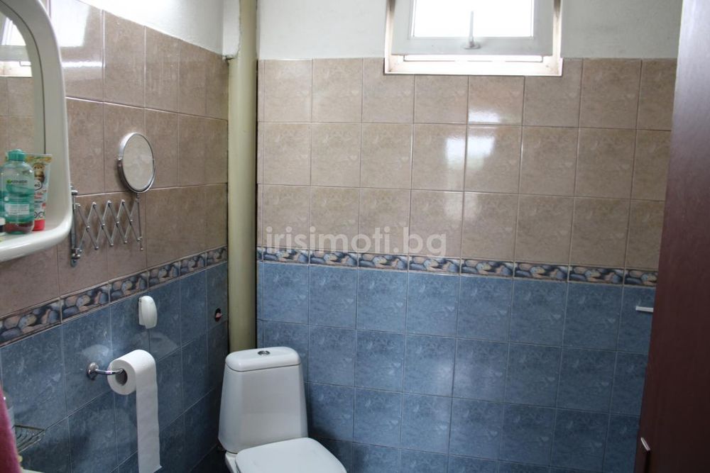 Продава къща, €385000, 197кв.м. в Бенковски