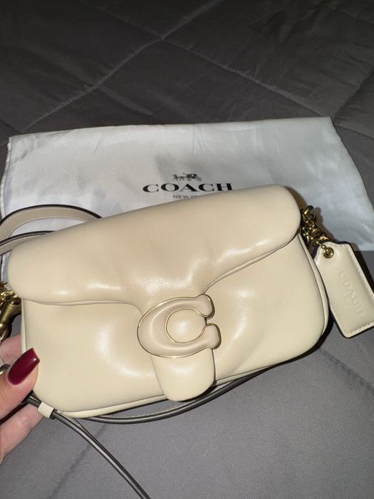 Geanta Coach Pillow Tabby
