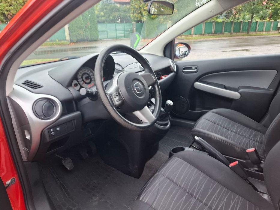 Mazda 2 Fab. 2010 Aer condiționat 1.3 Distribuție lant