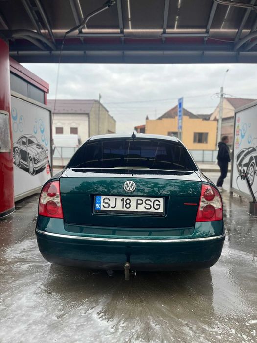 VW Passat B5.5 • 1.9 TDI • Trapă • Climatronic • 2003 • 1500€