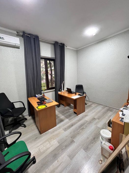 Продаю готовый офисная помещения под клиника в центре метро Айбек !