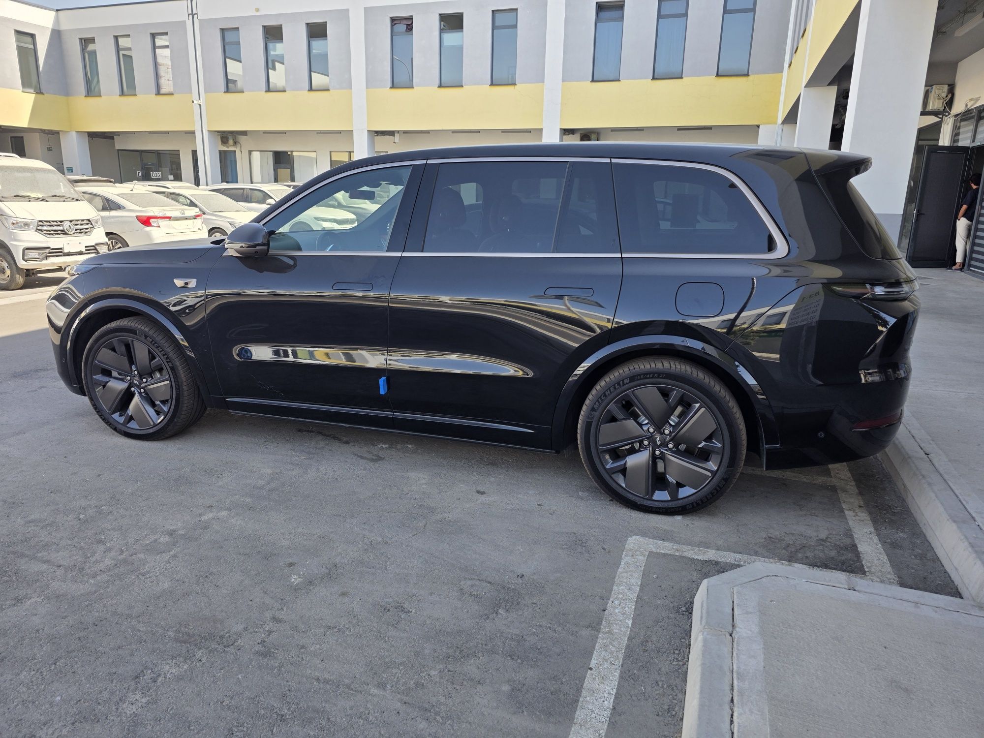 Li 9 ultra restayling Smart