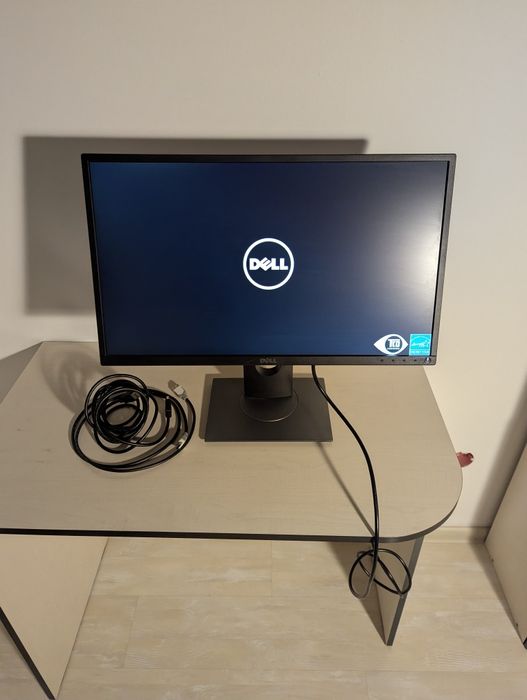 Monitor Dell P2417H 23,8 inch Full HD LCD 1920 x 1080 Negru + 2 x HDMI