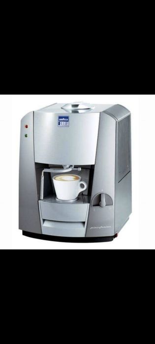 Vând Expresoare Capsule Lavazza