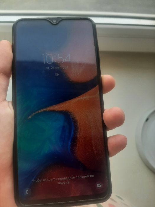 Продам телефон марки Samsung
