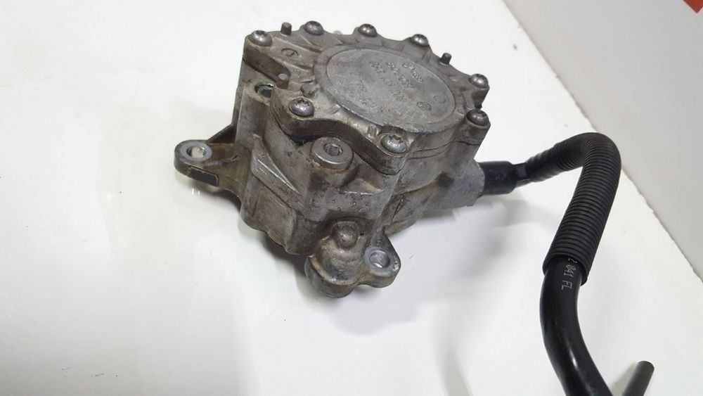 Pompa vacuum tandem 2.0 BKP BKD BMR Passat B6 Golf 5 Touran Octavia 2