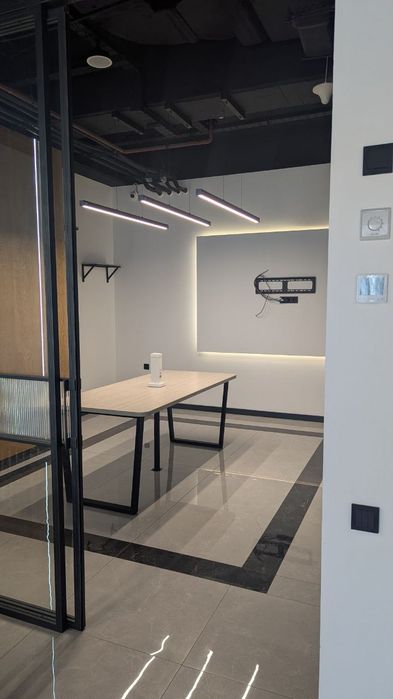 Аренда офис Nestone 8 етаж, 84 кв с мебел и техника