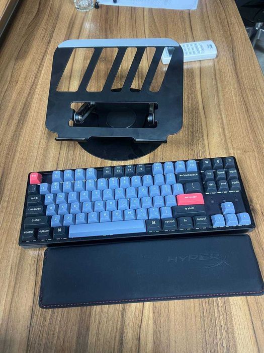 Срочно  Keychron K8 Pro