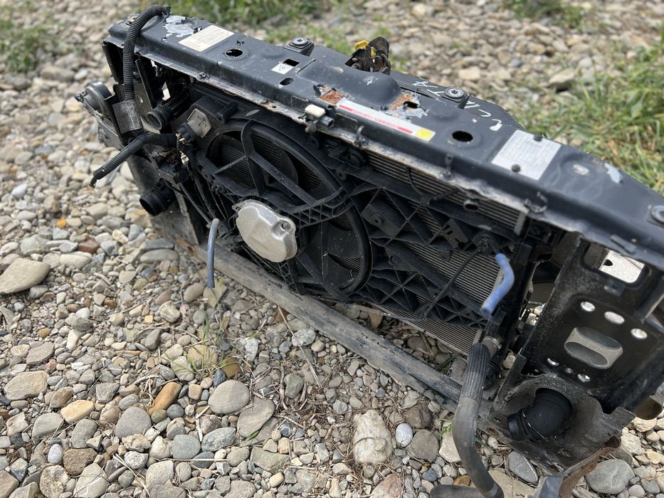 De vanzare Tragar complet cu radiatoare Alfa Romeo Giulieta