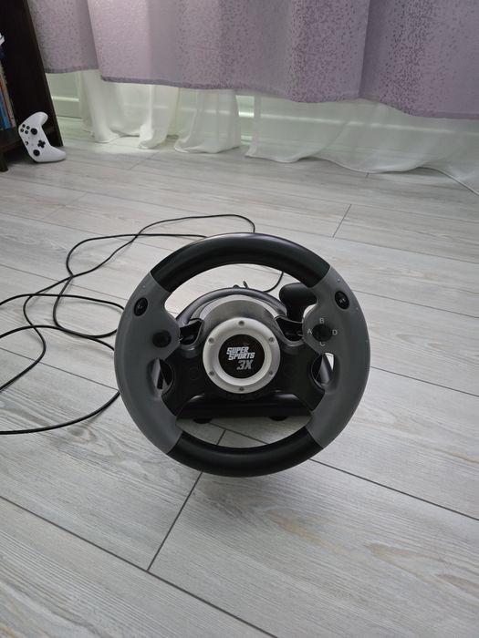 Vand volan xbox 360 si pc
