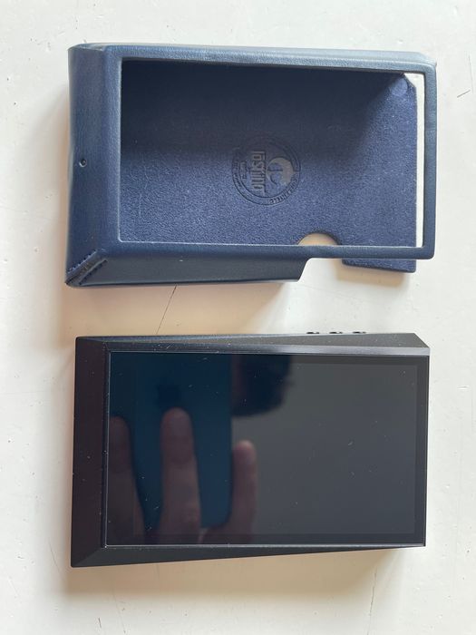 Astell&Kern AK300 Музикален плейър