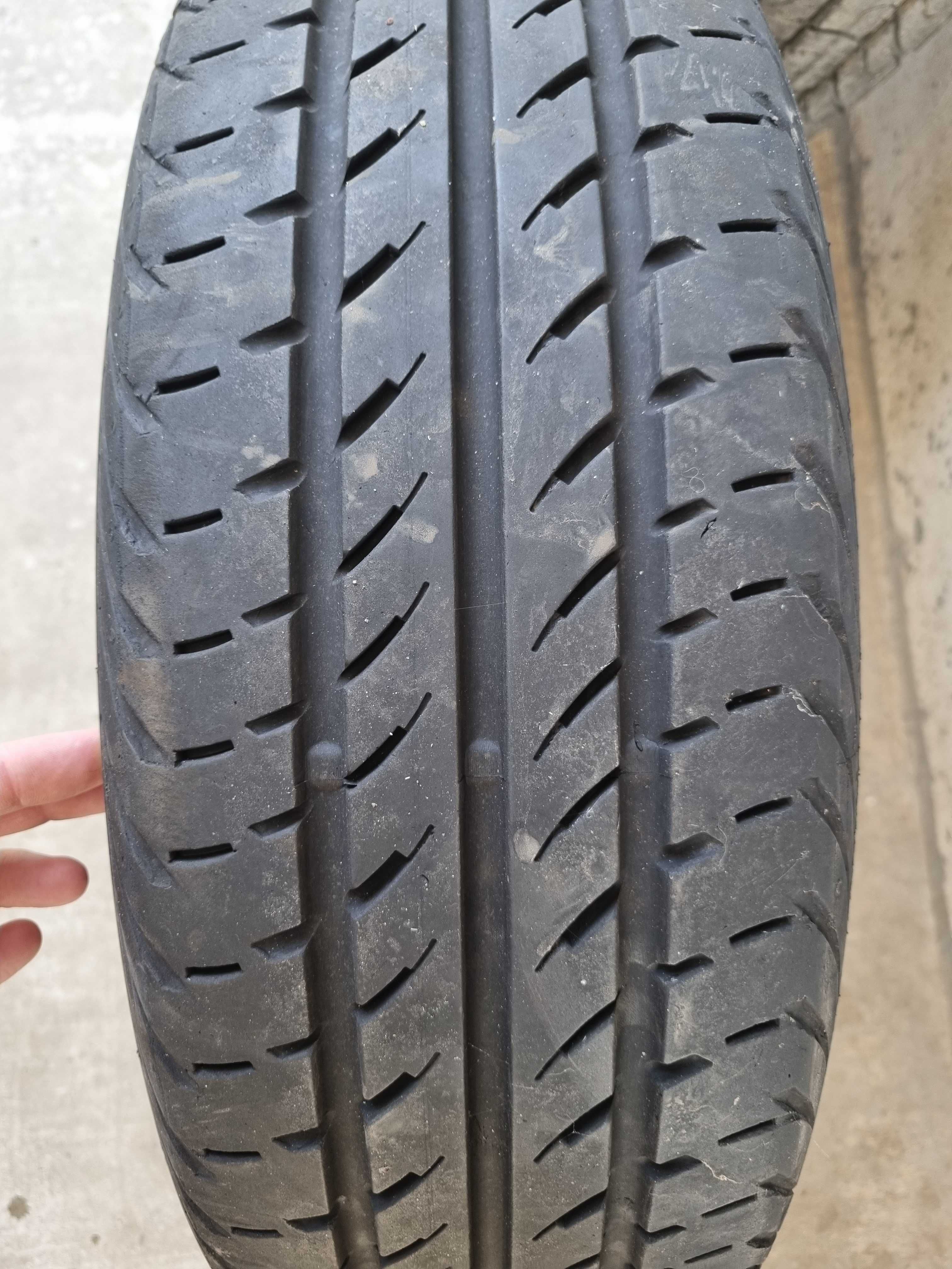 Jante/cauciucuri VW Sharan Continental 196/60 R 16 C