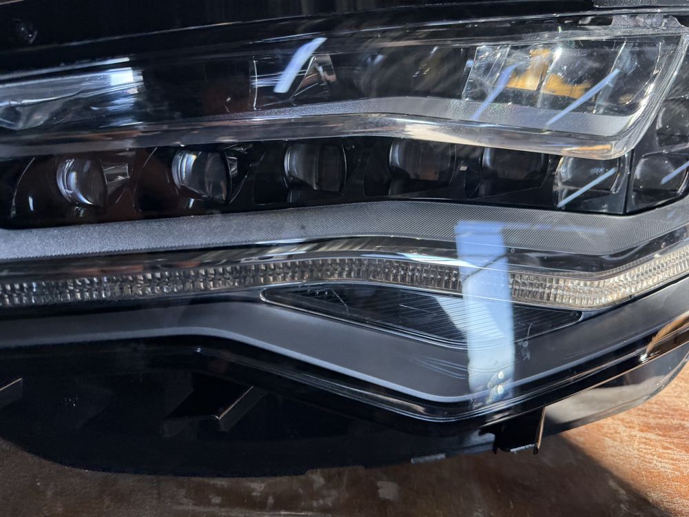 Оригинален фар Audi a6 C7 4g full led hella 4g0941004 десен ляв фарове