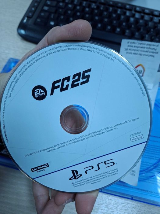 CD FC 25 pentru PlayStation 5 - ca si nou, fara zgarietura