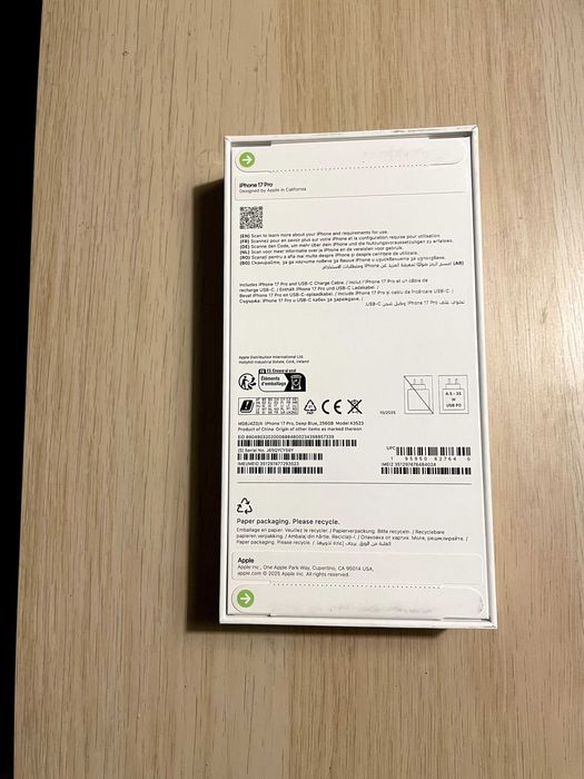 Чисто-нов Iphone 17 DEEP BLUE, с гаранция