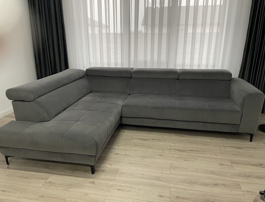 Canapea Moemax cu tetiere reglabile