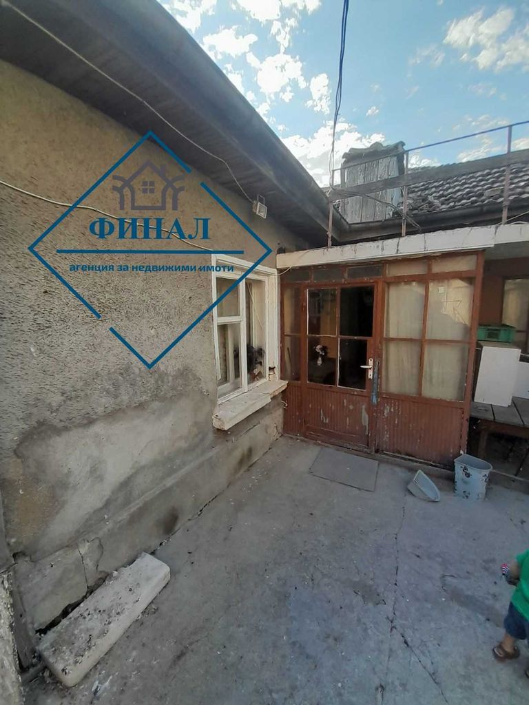 Продава се Къща в Шумен, Пожарната - 130 кв.м за 903 €/кв.м - Снимка #1