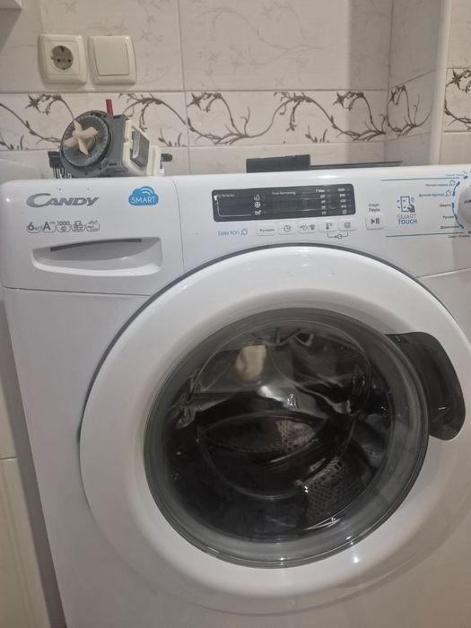 Продам стиральную машину на запчасти рабочая