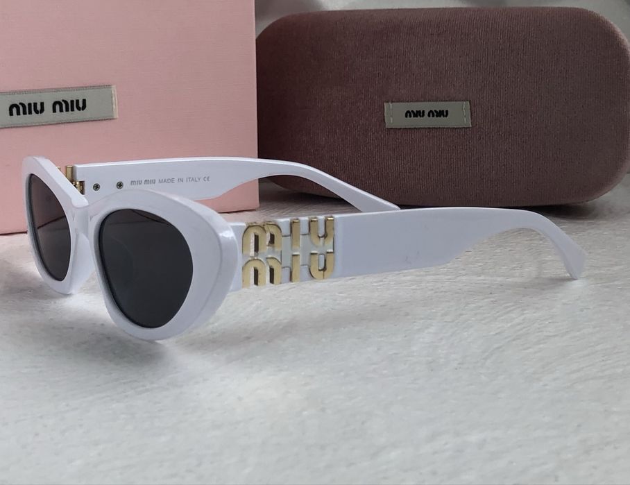 Дамски слънчеви очила елипса овални 2 цвята черни бели