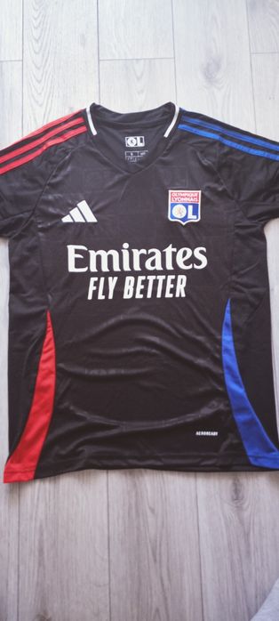 Vând tricou de fotbal cu Lyon