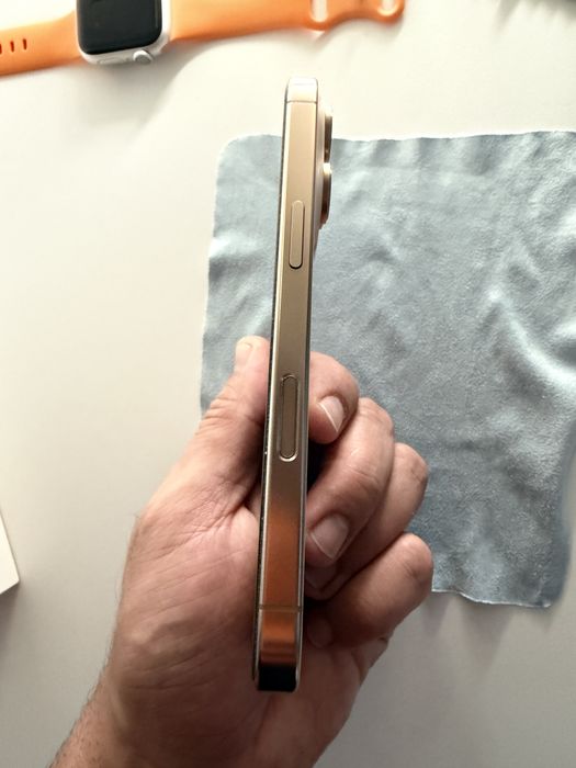 iPhone 16 Pro Desert Titanium 256 GB Garantie 1 an Altex