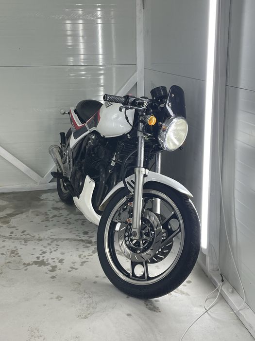 Yamaha xj600 Cafe Racer
