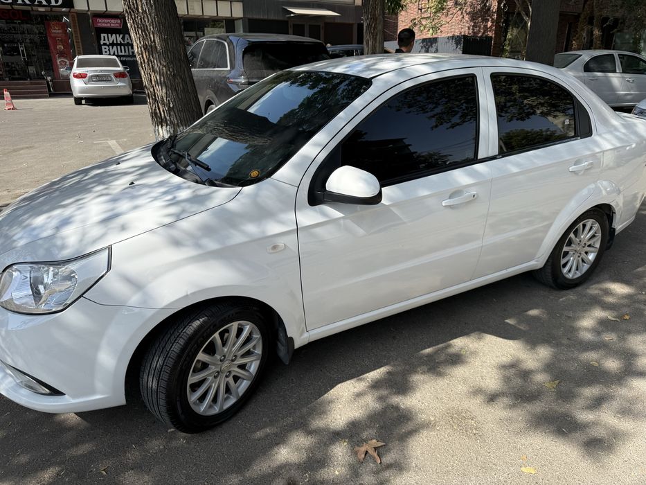 Некса 3 Оқ рангли автомат