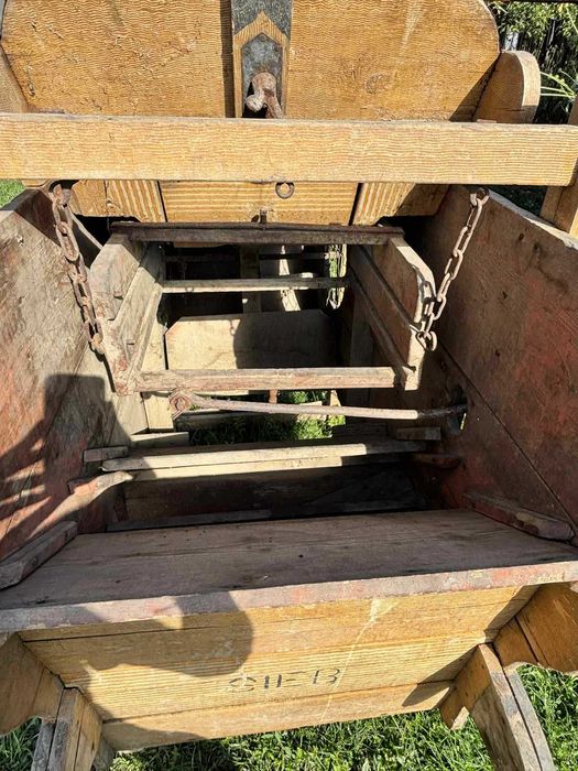 Vând selector antic