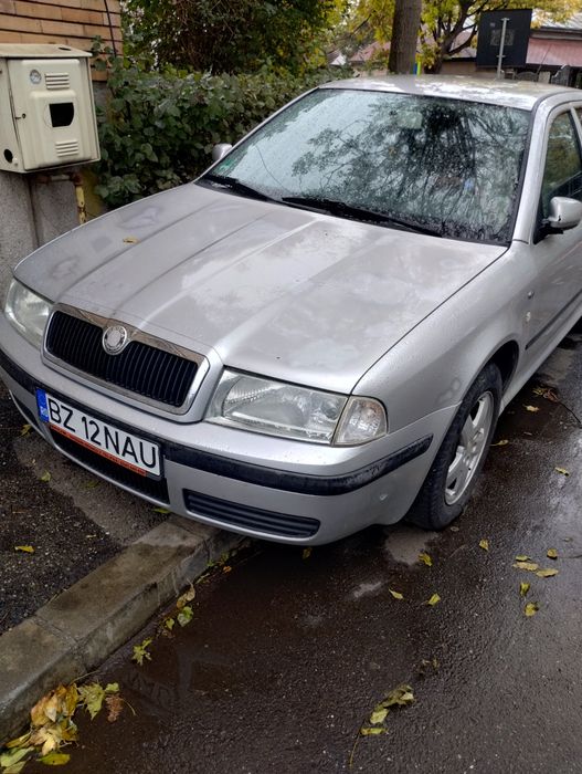 Skoda Octavia Break 1,6 benzina