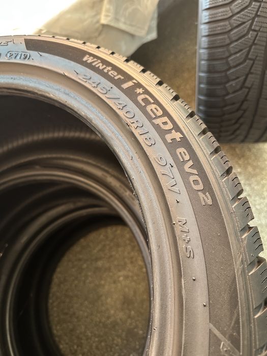 Anvelope iarna 225/45/18 cu 245/40/18 Hankook