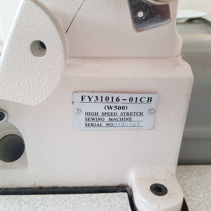 Masina de cusut Uber-Deck, FY31016-01CB