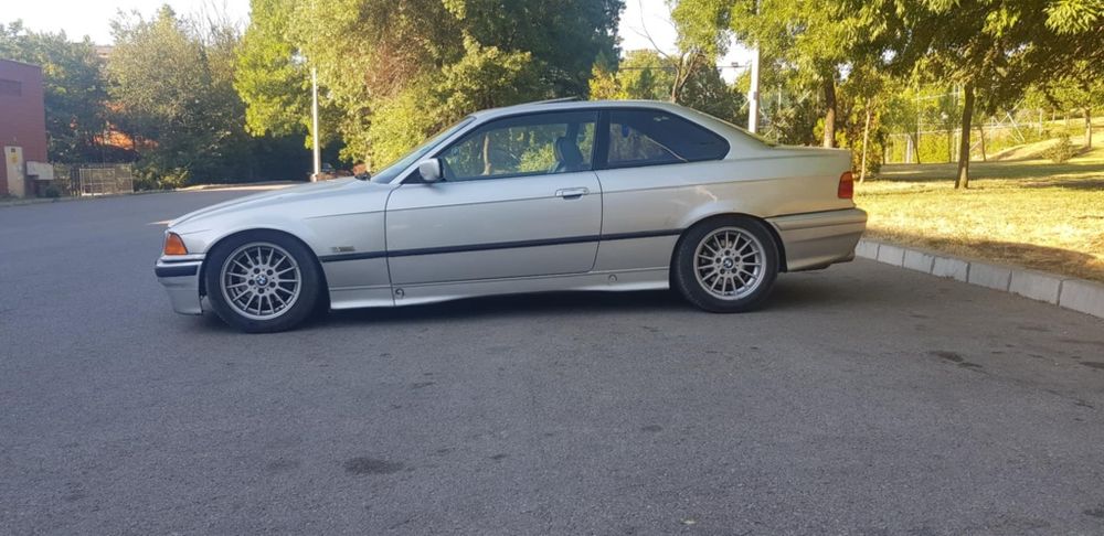 Продавам БМВ е36 320 купе /забележка/