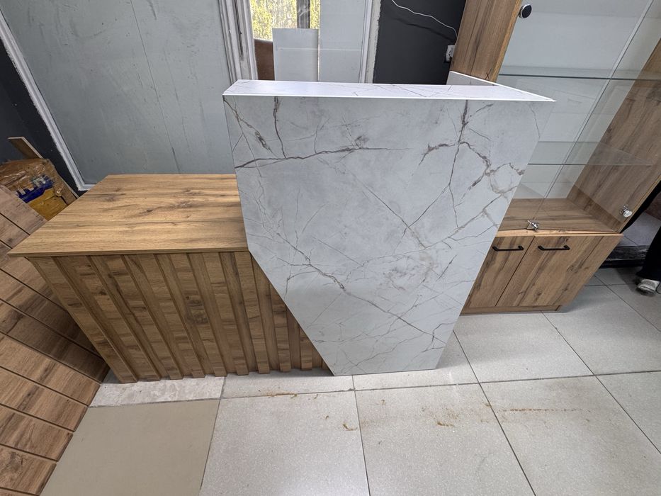 Продам новое торговое оборудование —  эконом-панели, ресепшн